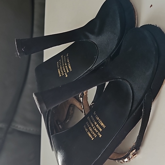 Rhinestone black sandals 8.5 - Picture 6 of 7